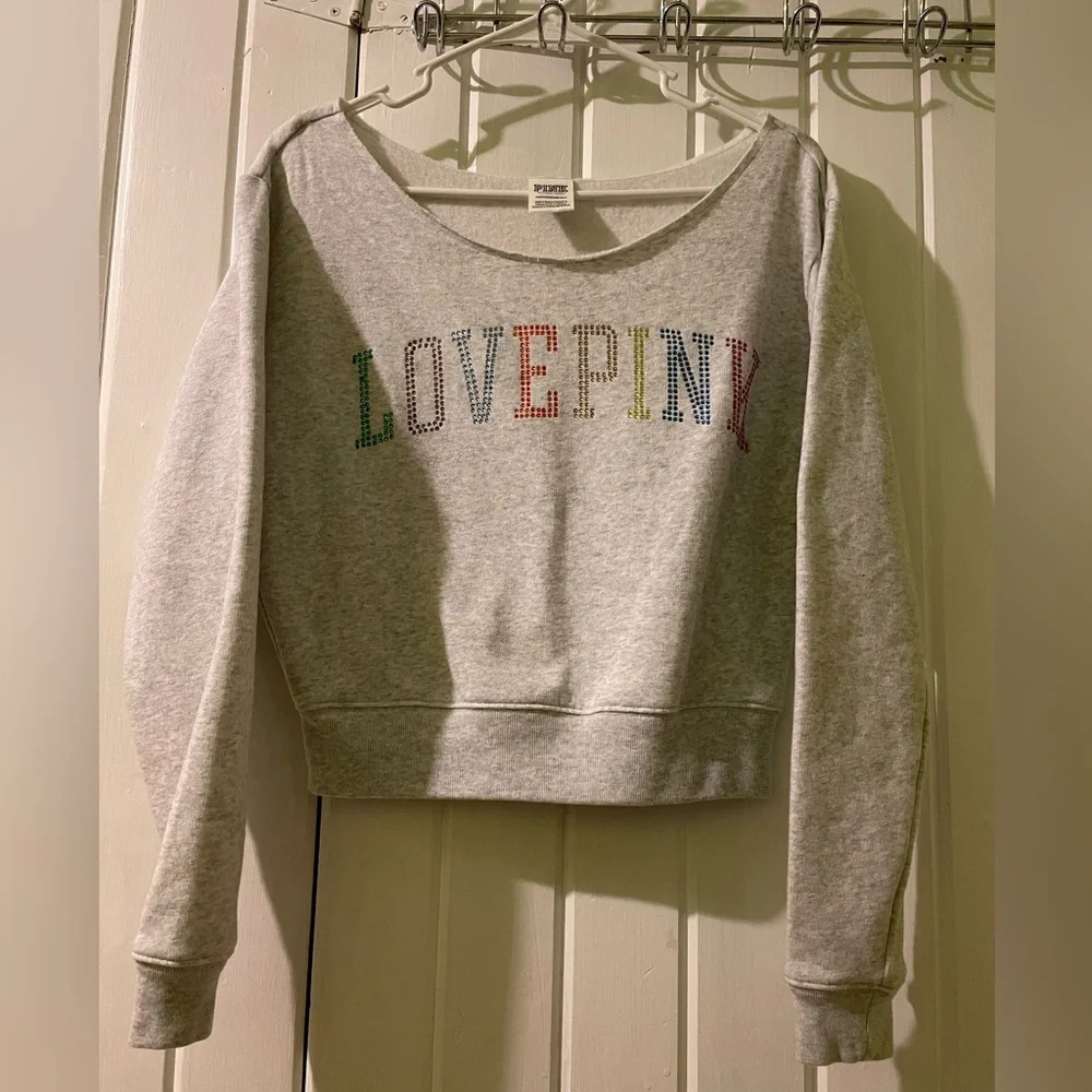 Vs pink rhinestone bling cropped sweatshirt X-small NWOT